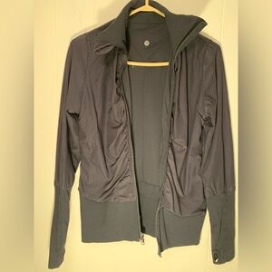 Lululemon Women's reversible Black Jacket